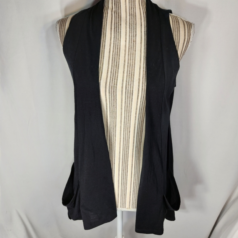 Celebrity Pink Black Open Front Vest w/ Pockets. Size Large